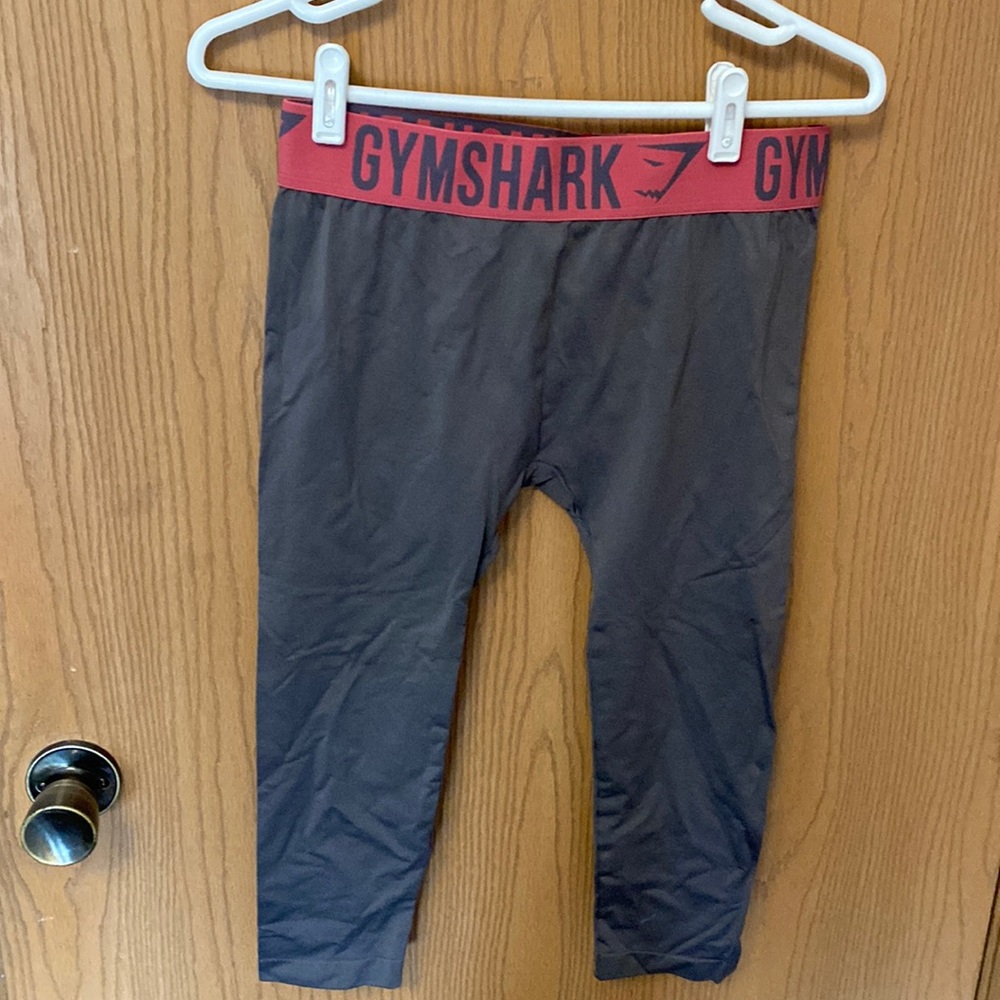 GYMSHARK athletic capris